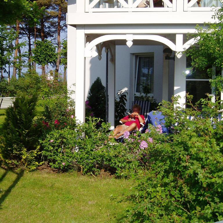 Strandlaeufer Im Haus Strelasund Binz Dış mekan fotoğraf